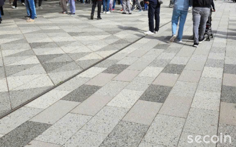 Gạch ngoài trời thế hệ mới - Đặc điểm, lợi ích và xu hướng phát triển 2025